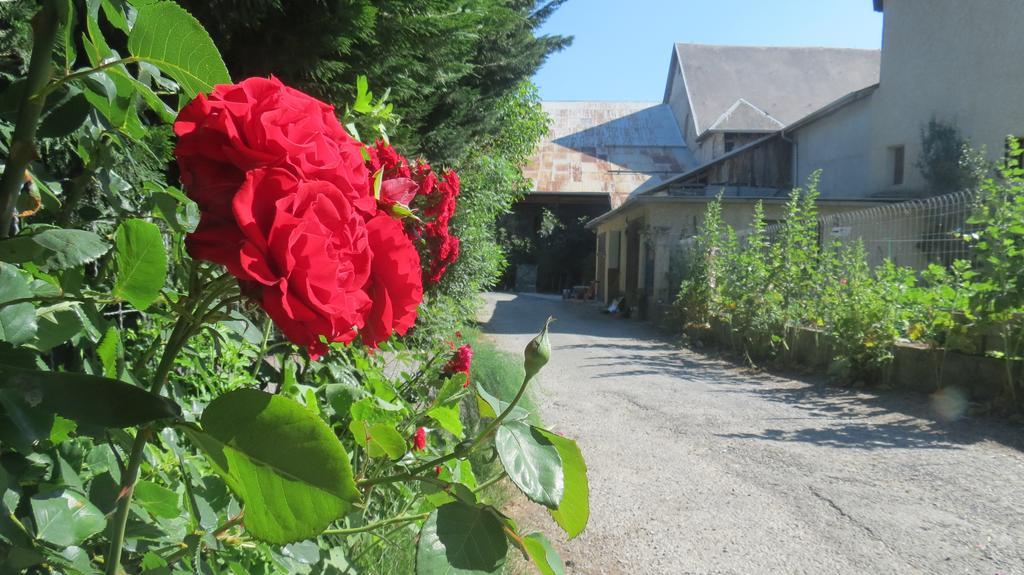 Hotel Camping La Tour Embrun Exteriér fotografie